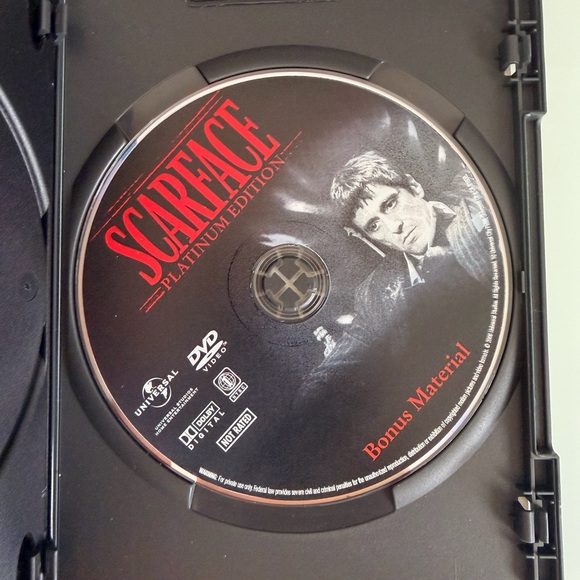 Scarface Platinum Edition DVD - Picture 3 of 4
